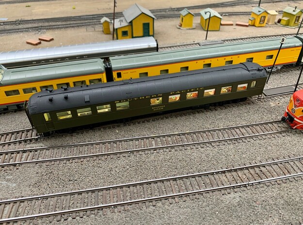HO Southern Pacific 77-D-3 Diner Roof and Sides in Tan Fine Detail Plastic