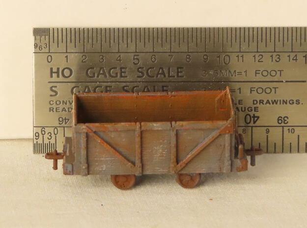 Single HO anthracite mine car in Smooth Fine Detail Plastic