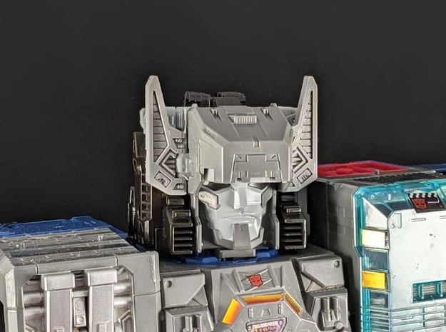 TF TR Fort Max Head Crest Replacement in White Natural Versatile Plastic