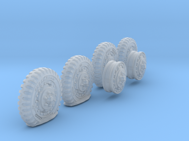 1-72 8-25x20 Worn Tire Halftrack Set3 in Clear Ultra Fine Detail Plastic