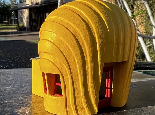 Shell Clamshell Gas Station in White Natural Versatile Plastic