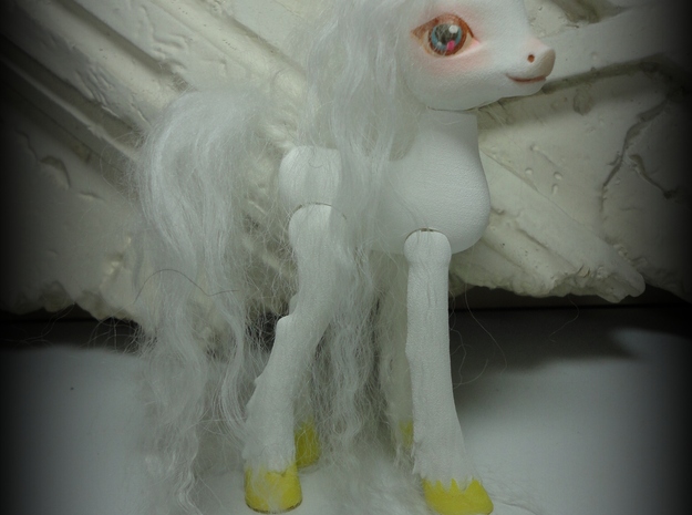 Canter Colts Couture Unicorn in White Natural Versatile Plastic
