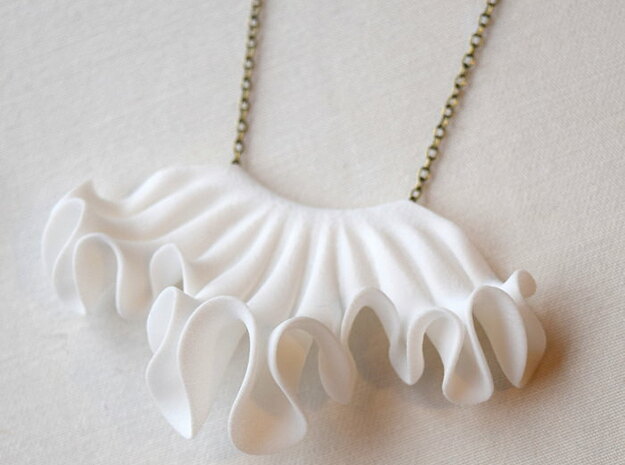 Ruffle Pendant in White Processed Versatile Plastic