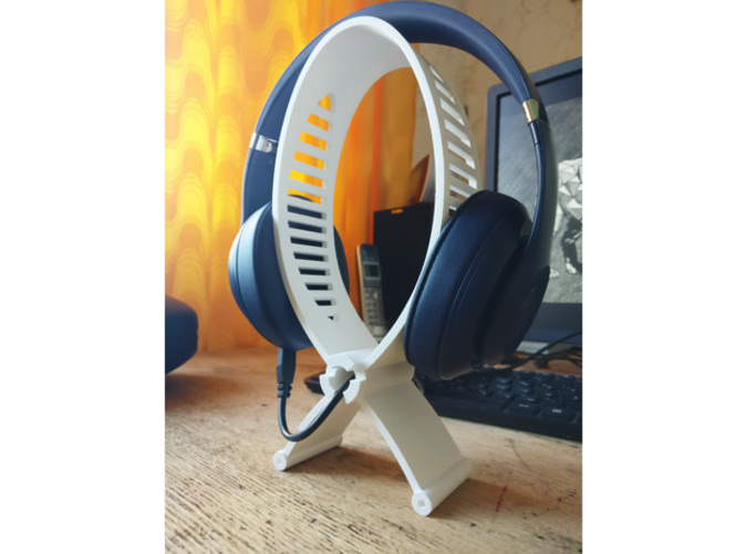 Sturdy and Beautifully Curved Custom Multicolored 3D Printed Headphone Stand Sleek Marble look and Galaxy Grey
