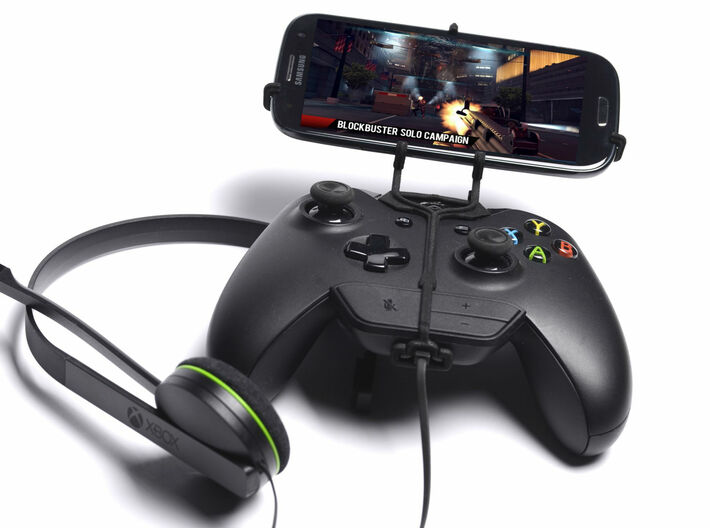 Controller mount for Xbox One Chat & Amazon Kindle 3d printed Front View - A Nexus 7 and a black Xbox One controller & chat