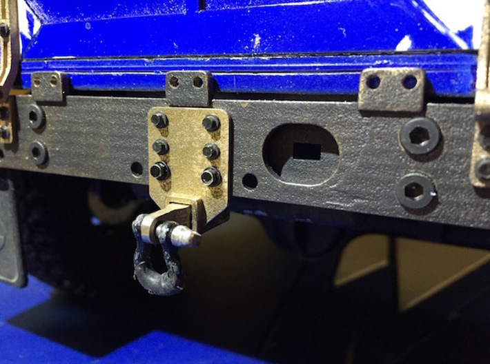 Defender Hitch Plate 3d printed Shown installed on Scale 4WD Defender Rear Bumper with Ball & Shackle Mount.
