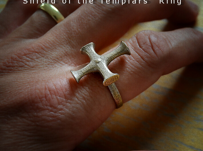 Shield of the Templars Ring 3d printed Material: Stainless Steel