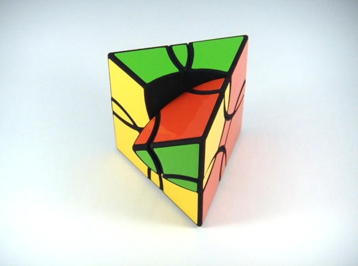 Curvy Shallow Jumble Prism Puzzle 3d printed One Turn