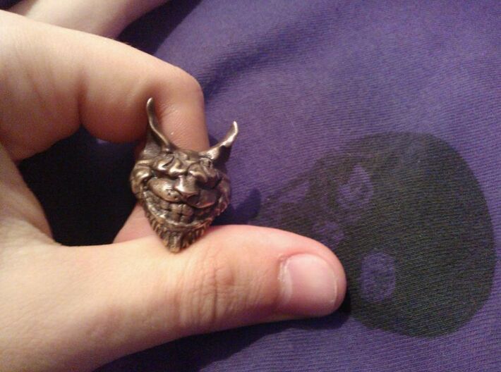 Alice: Madness Returns Cheshire Cat Ring 3d printed 