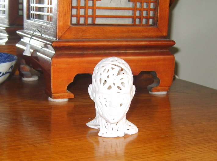 Male Voronoi Head Scale 0.25 3d printed Male Voronoi Head Scale 0.25 - SANDSTONE