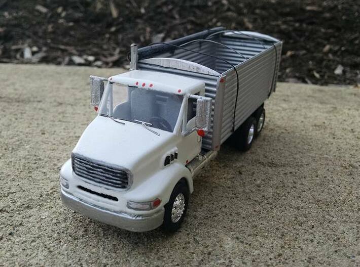1/64 "Sterling 9500" style daycab truck with mirro 3d printed 