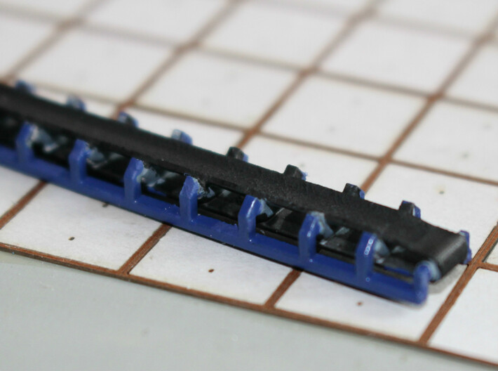 N Scale Aggregate Hopper 4+conveyor 3d printed The conveyor in close up