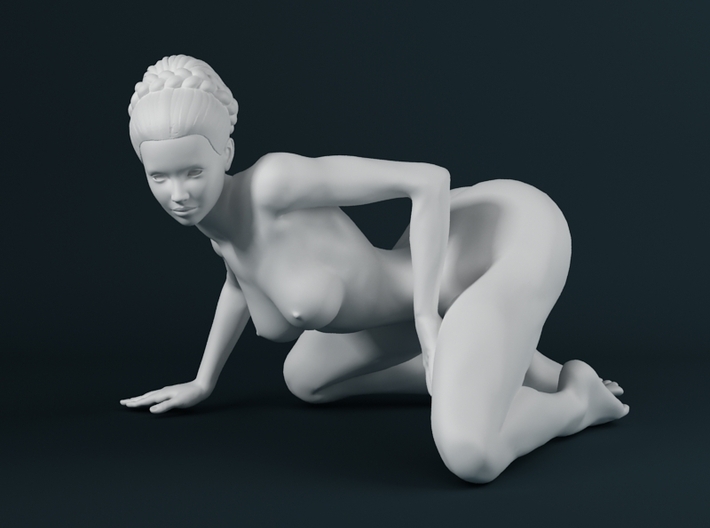 1:32 Strong Woman 005 3d printed