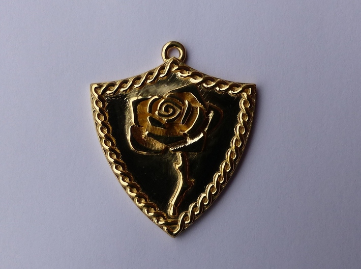 Rose Shield Pendant 3d printed 