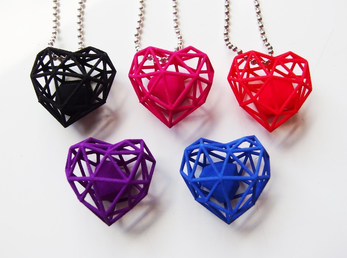 Heart Wireframe Pendant 3d printed Wireframe hearts