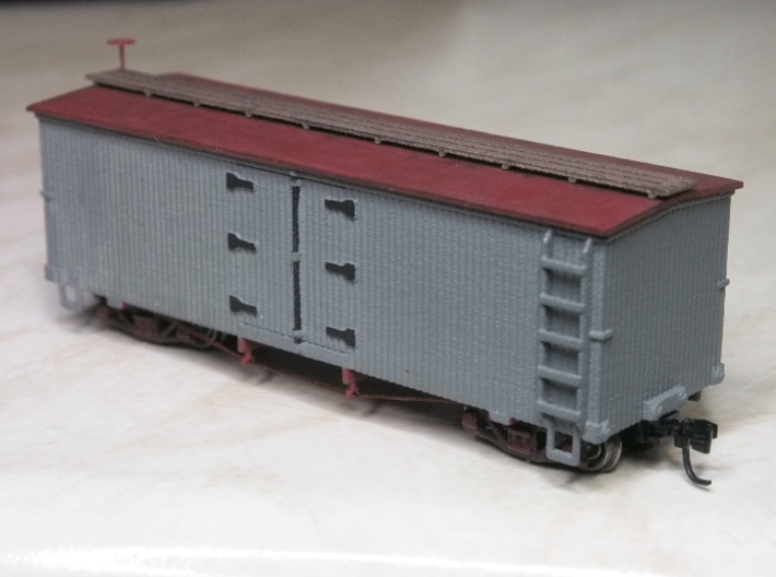 HOn30 25ft Reefer 3d printed Painted model,with added trucks,couplers,etc.Roof made from styrene sheet.