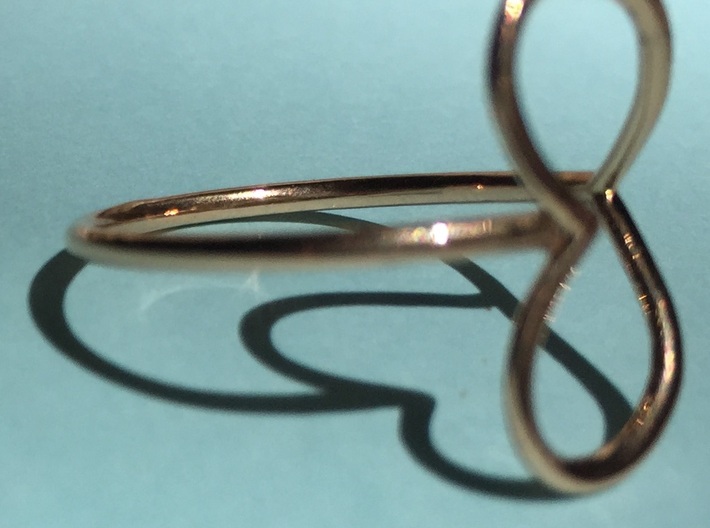 Infinity Heart Ring  3d printed Infinity Heart Ring with Shadow