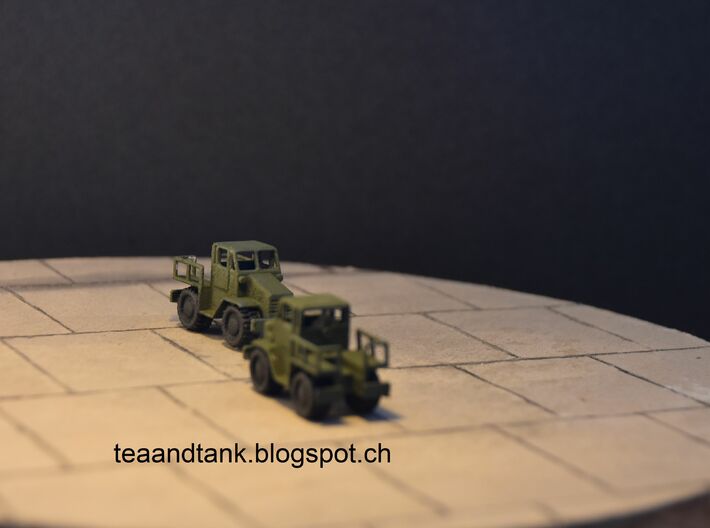 1/144 Coleman Tug Tractor for modern air fighters 3d printed 