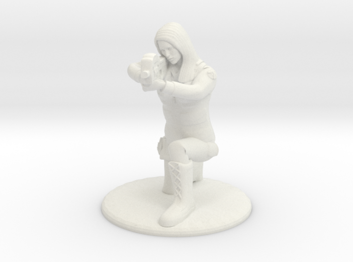 Soldier Crouched Aiming P90 - 20 mm 3d printed