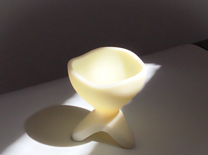 TULIP Egg Cup 3d printed 