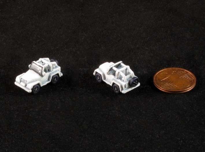 Miniature Jeep 20mm (1 - 4 pcs) 3d printed Hand-painted model (front & back view, 2€ cent coin for scale).