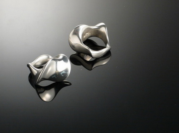 &quot;Waves&quot; ... Right Hand Ring . 3d printed the Waves rings in Silver