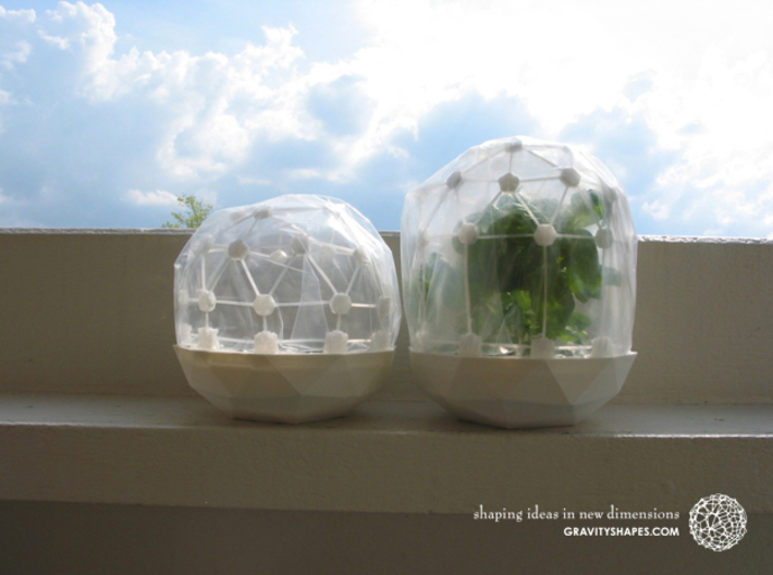 Mini Greenhouse-Dome Set #2 - long (clickable) 3d printed Flexible Mini Greenhouse-Dome with Pot (Sets short and long). Own 3D-prints with white/transparent PLA.