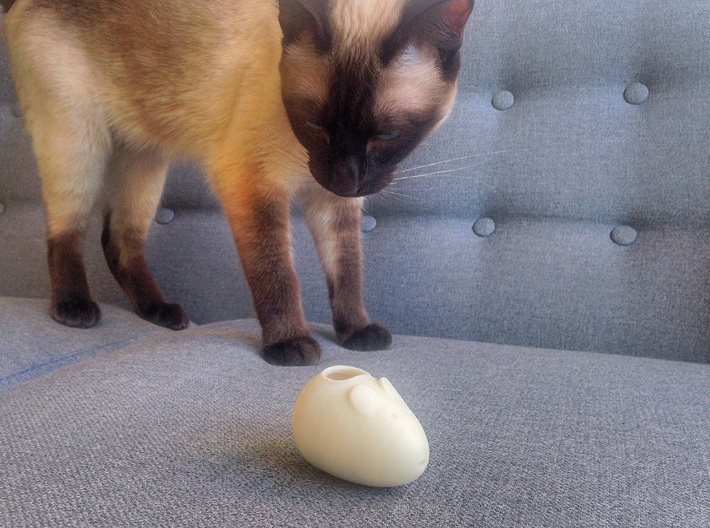 Mausi - Treat Dispenser for Cats 3d printed 