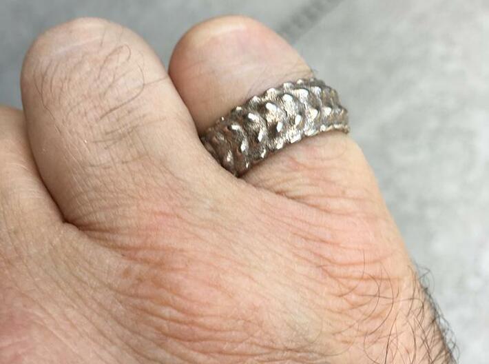 V RING 8 TRIMMED SIZE 11 with internal pattern 3d printed