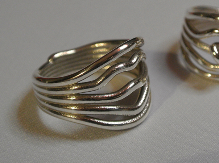 HeliX Love 'n Kisses Ring - 18 mm 3d printed Polished Silver