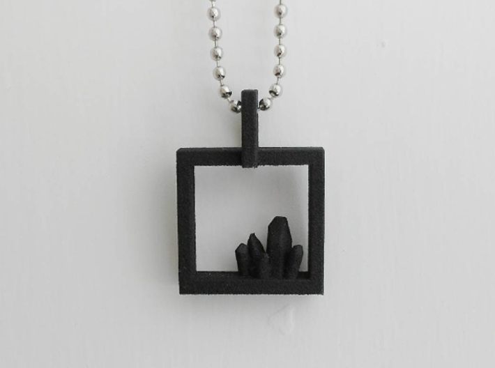 Mineral Pendant 3d printed 