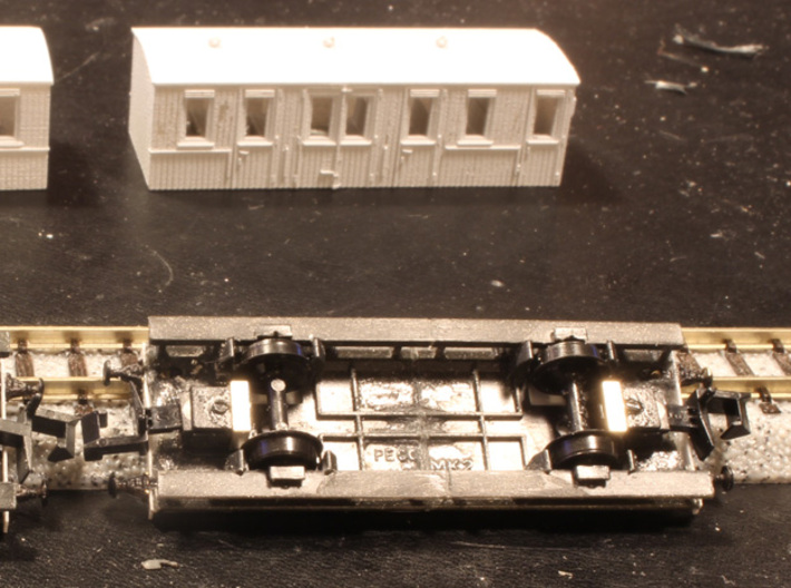 Bænkevogn 9,27m N scale. OMB 3d printed Trimmed and glued Peco 121B chassis 