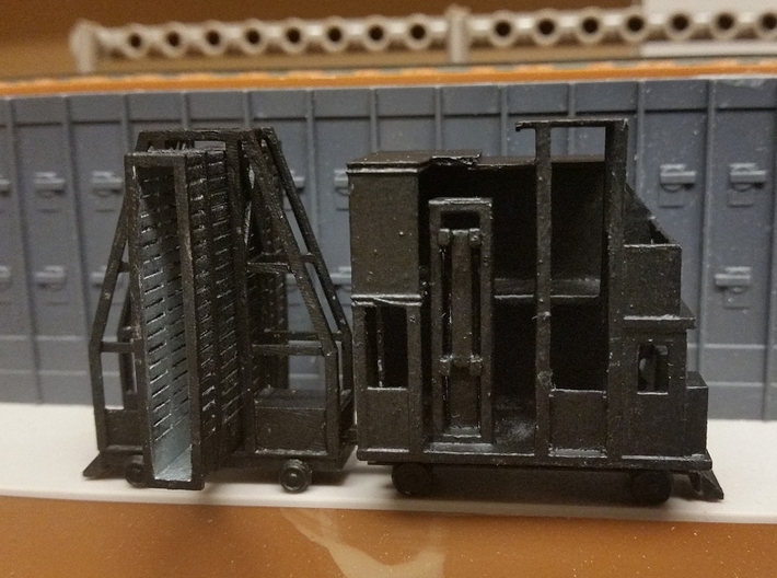 N-scale Door And Guide Car 3d printed Oven side of the door and guide cars