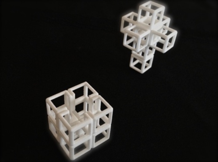 SCULPTURE Cube-Base for 48mm 3d-Cross 3d printed Desk Base made of 8 Cubes (2.5 mm ).  The "Cross 48 mm" fits in the Base.