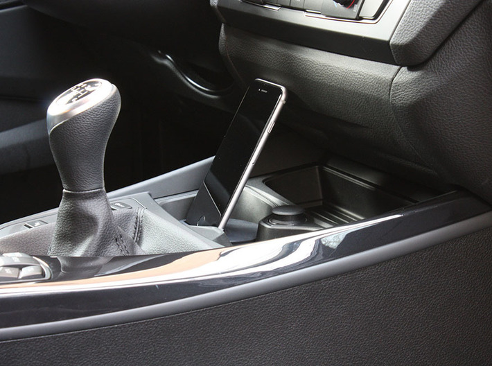 iPhone car mount/holder for BMW I3 (HS8LLBU96) by Joli