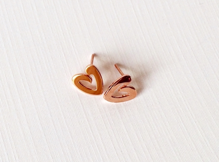 Heart Earrings - Small Heart Stud Earrings 3d printed 