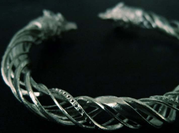 Viking wolf head bracelet size M 3d printed 