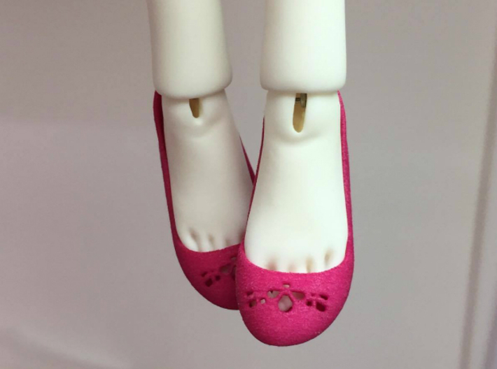 Pumps for Dollessence resin dolls 3d printed Shown on a Dollessence resin doll