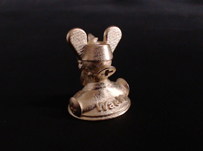 Wacky Wing Nut  3d printed Shown in Polished Gold Steel