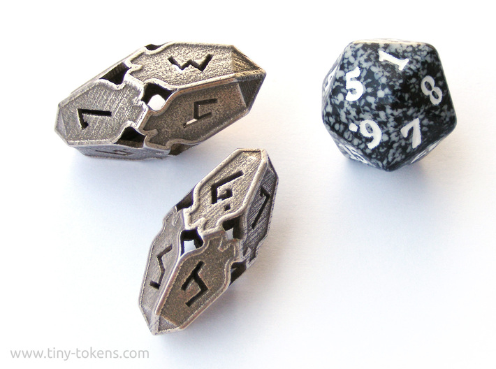 Amonkhet D10 Spindown Life Counter - Small, 3d printed The small version compared to the large version and a regular MTG spindown d20