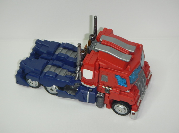 Striker Manus/Noir Faction Insignia Plates 3d printed Vehicle Mode, White Strong & Flexible Pictured
