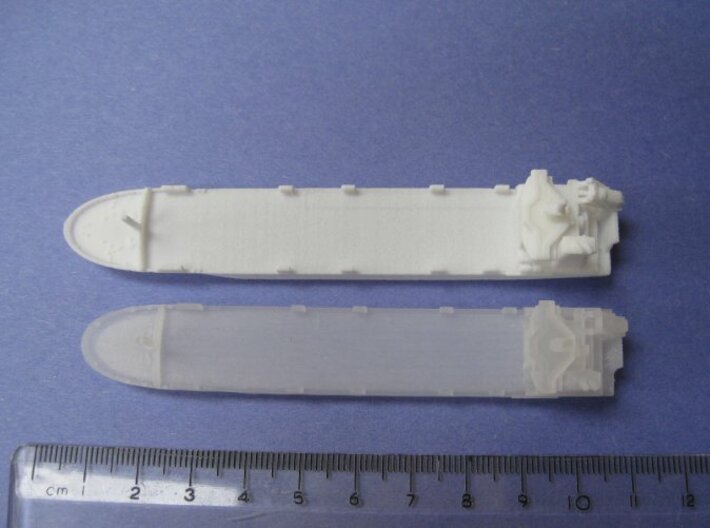 MS Clipper Ranger (1:1200) 3d printed Top: 1:1200 in WSF Bottom: 1:1250 in FD