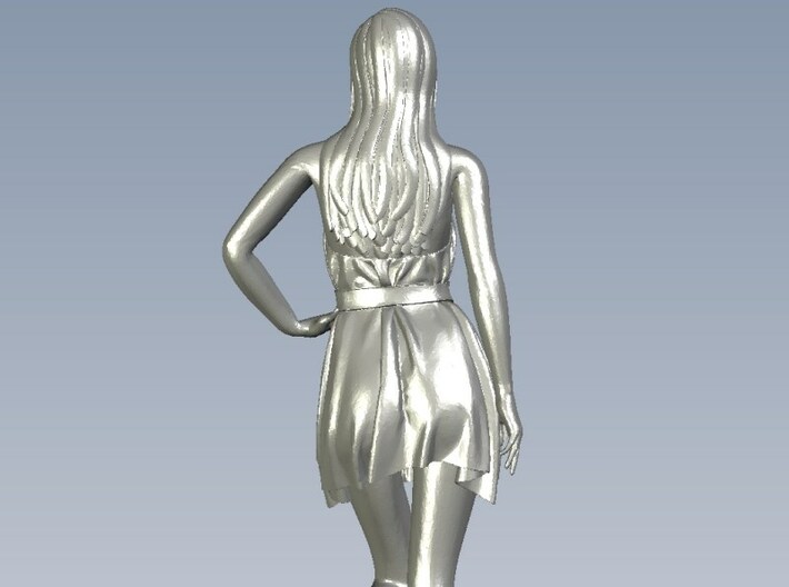 1/35 scale dressed beach girl posing figure A 3d printed 