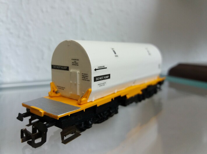 N scale 1/160 NASA SRB Flatcar Cover (1-piece) 3d printed Another photo of a customers model.