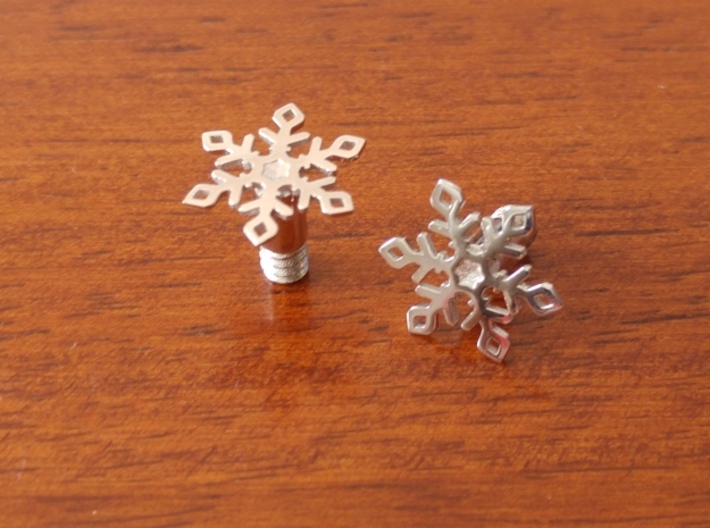Snowflake - Medium with Bolt 3d printed 