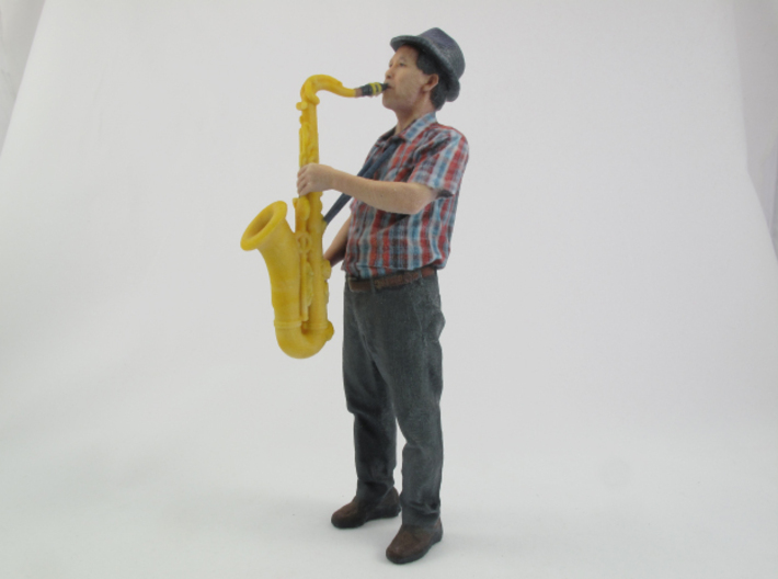 Scanned Saxophone player-818 3d printed 