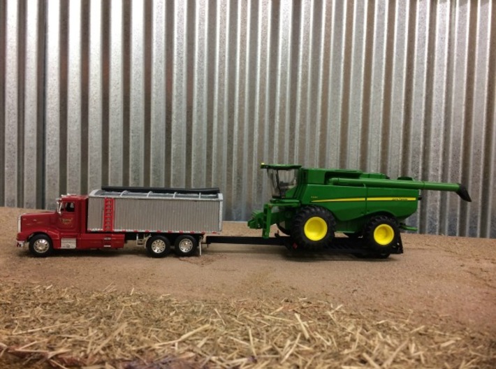Pintle Hitch Single Combine Trailer 3d printed