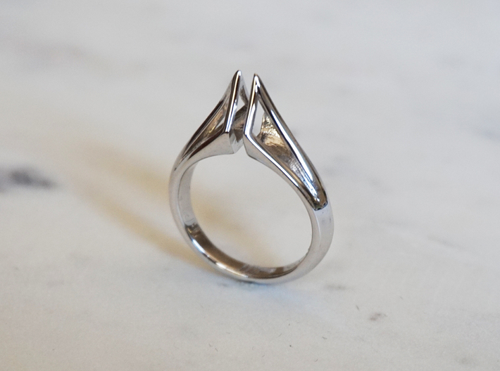 Wire Torc Ring 3d printed 