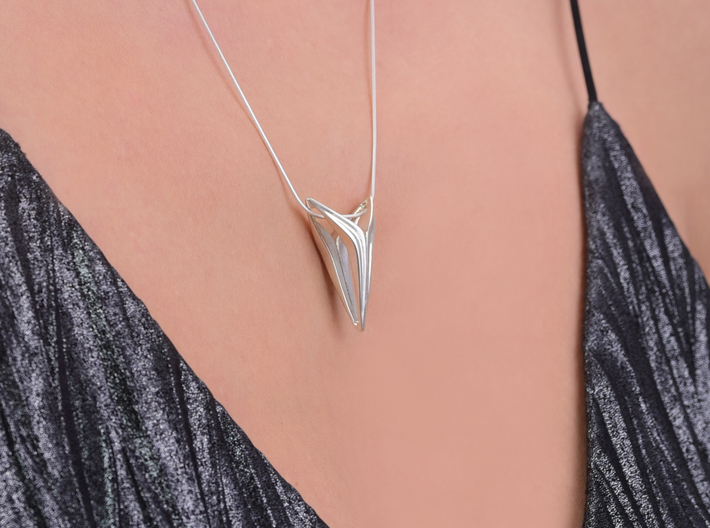 YOUNIVERSAL FREE, Pendant. Sharp Chic 3d printed