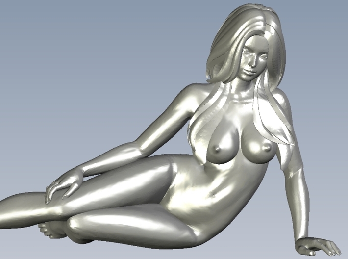 1/24 scale nude beach girl posing figure C 3d printed 